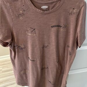 Old Navy Mauve Zodiac Graphic Tee